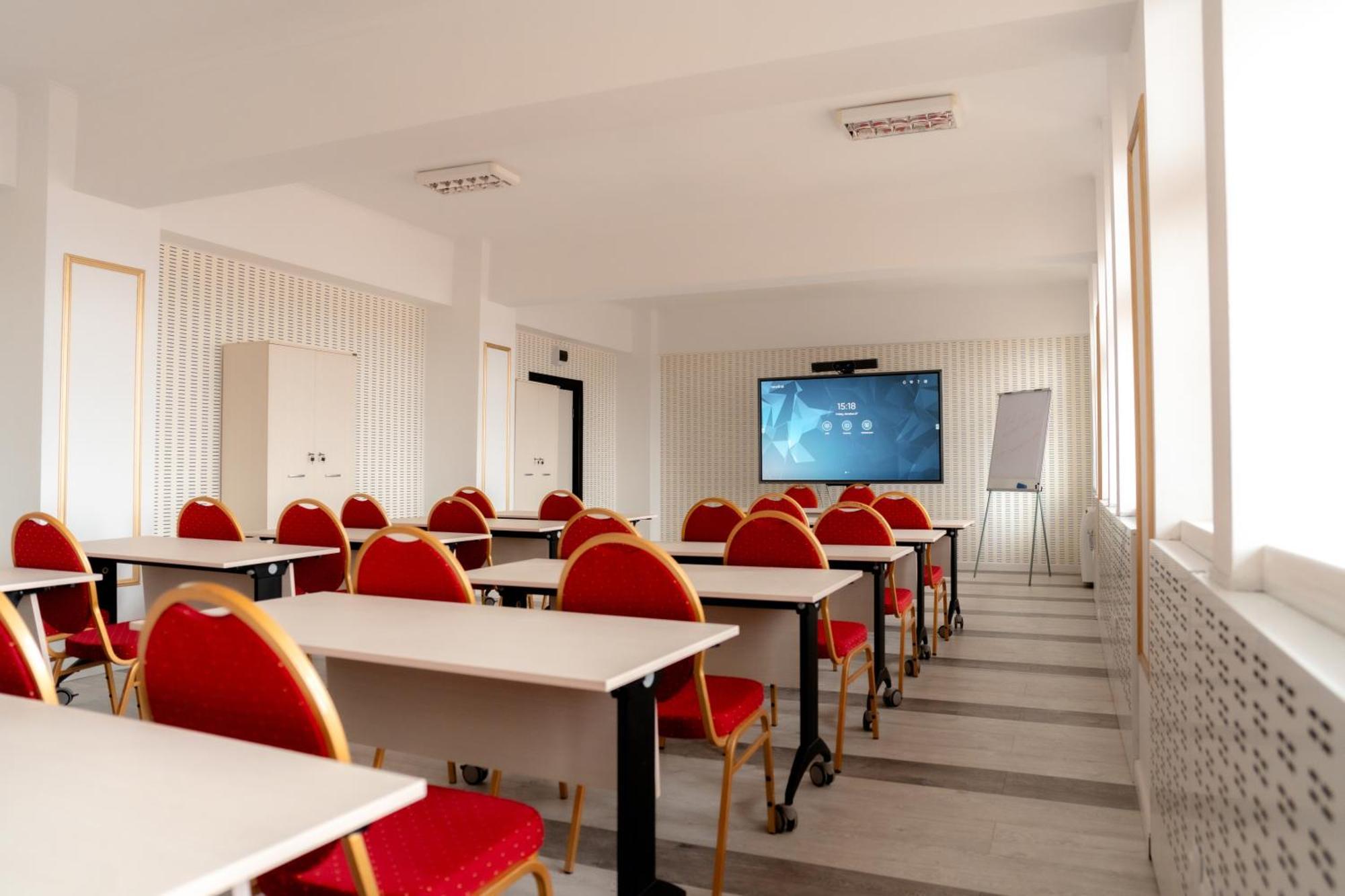 Grand Hotel Sofianu Râmnicu Vâlcea Екстериор снимка