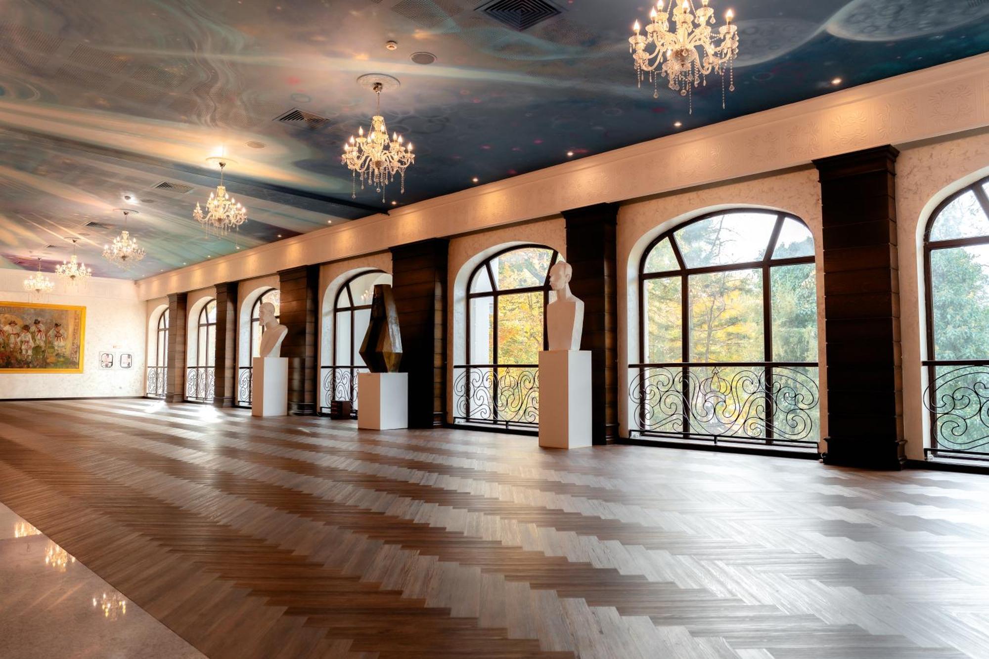 Grand Hotel Sofianu Râmnicu Vâlcea Екстериор снимка