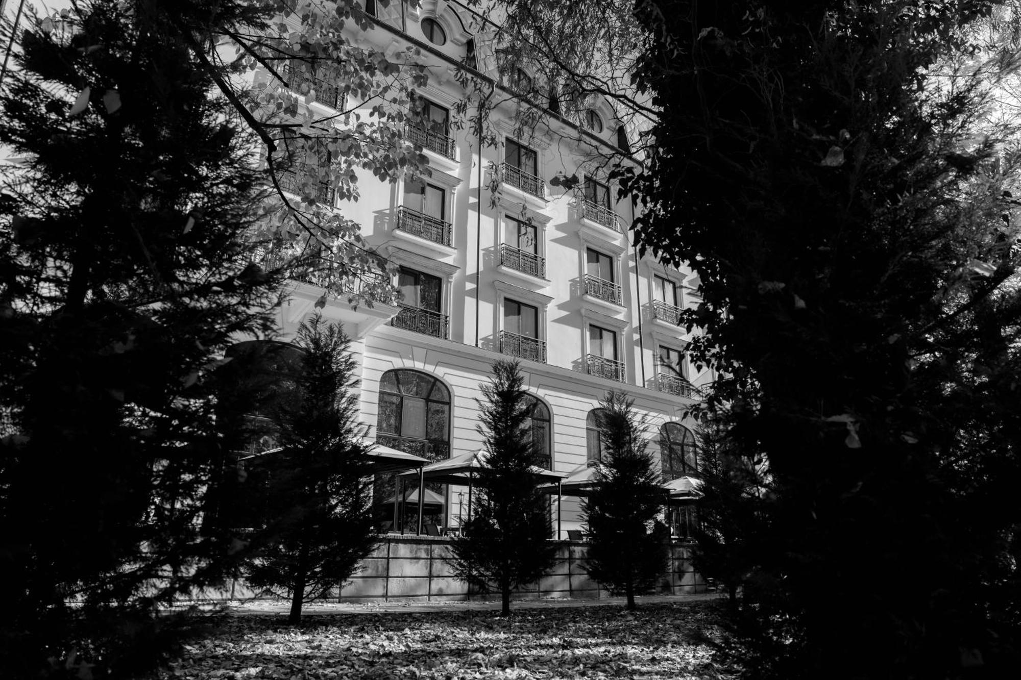 Grand Hotel Sofianu Râmnicu Vâlcea Екстериор снимка