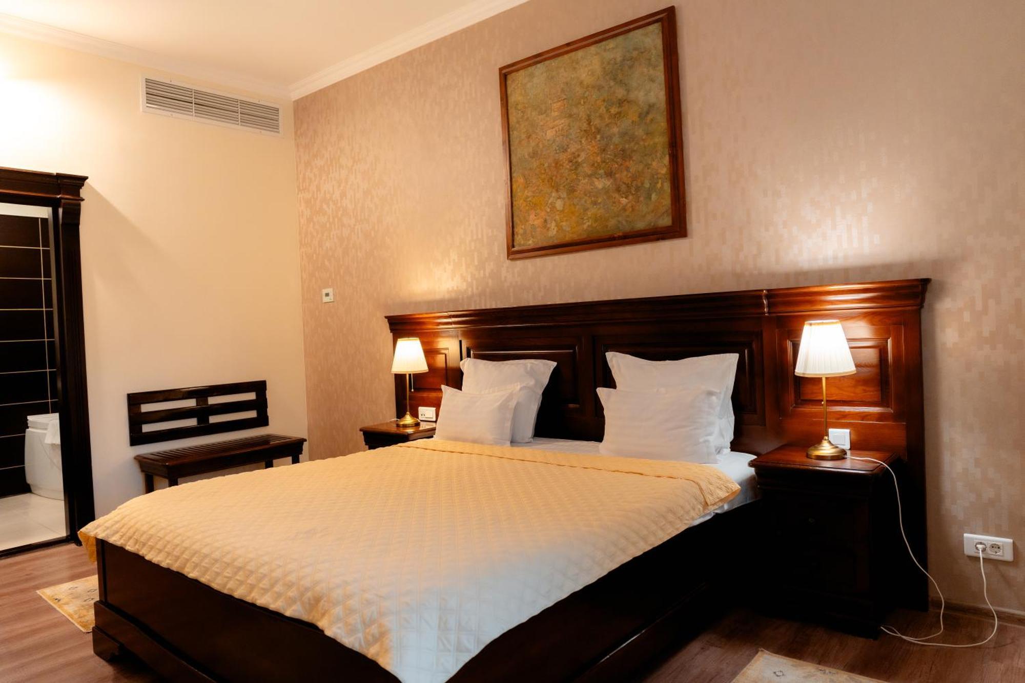 Grand Hotel Sofianu Râmnicu Vâlcea Екстериор снимка